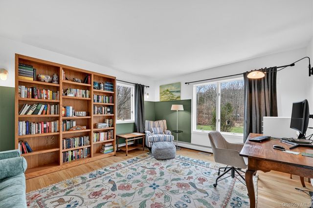 16 Oxford Springs Road, Chester, NY 10918