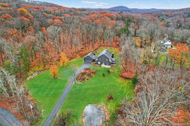 16 Oxford Springs Road, Chester, NY 10918