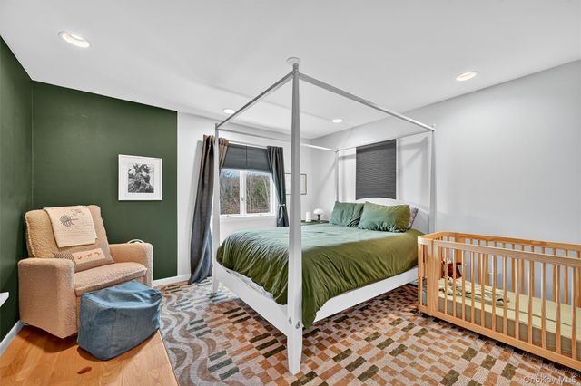 16 Oxford Springs Road, Chester, NY 10918