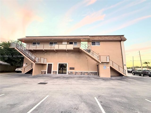 2950 Griffin Rd 3, Dania Beach, FL 33312