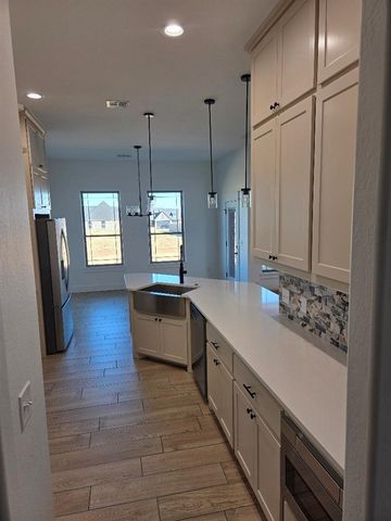 5632 NE Minnow Ln, Elgin, OK 73538