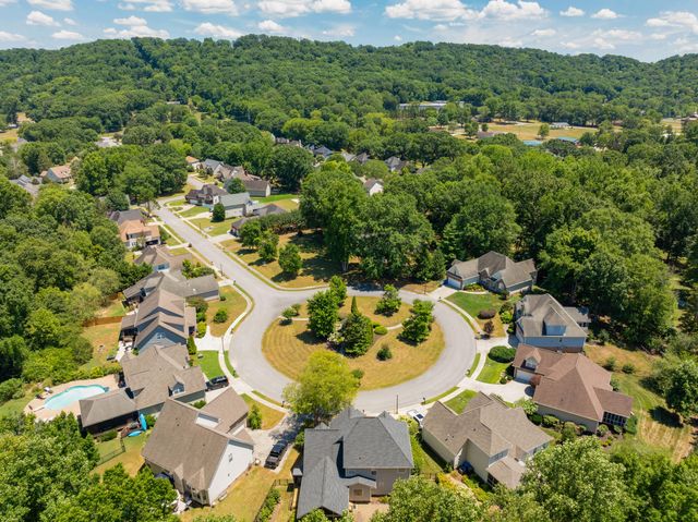 2911 Stage Run, Hixson, TN 37343