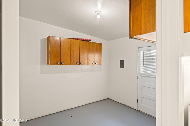 2117 Skyway Drive, Las Cruces, NM 88001