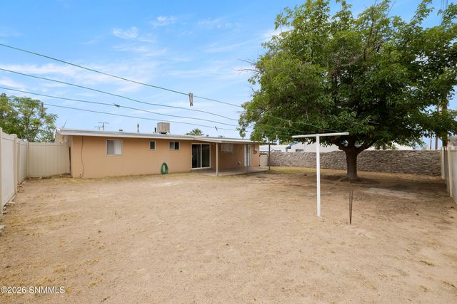 2117 Skyway Drive, Las Cruces, NM 88001