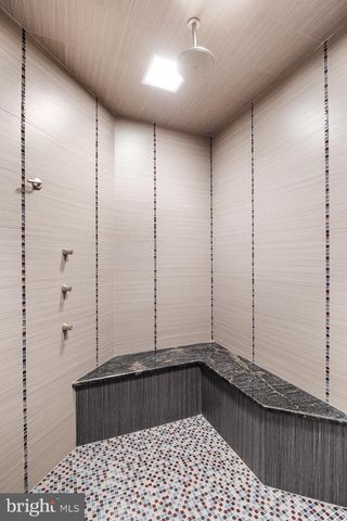 4 SOUTHWOOD DR, Cherry Hill, NJ 08003