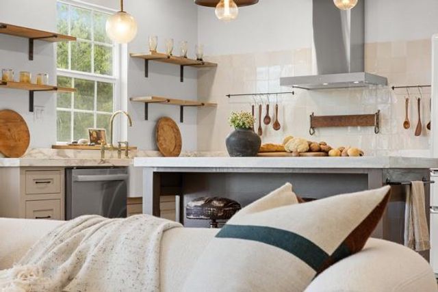 375 Fm-954, Round Top, TX 78954