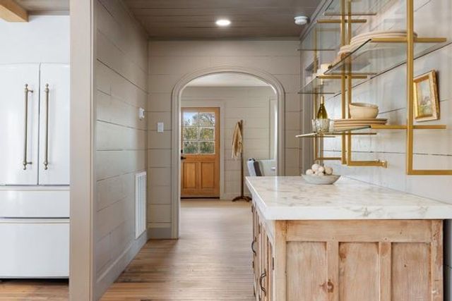 375 Fm-954, Round Top, TX 78954