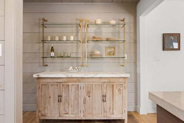 375 Fm-954, Round Top, TX 78954