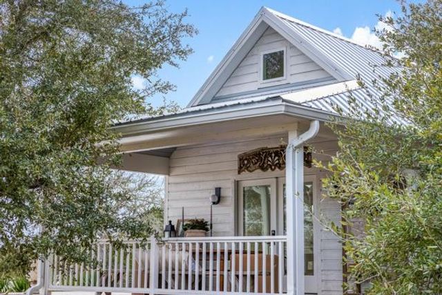 375 Fm-954, Round Top, TX 78954