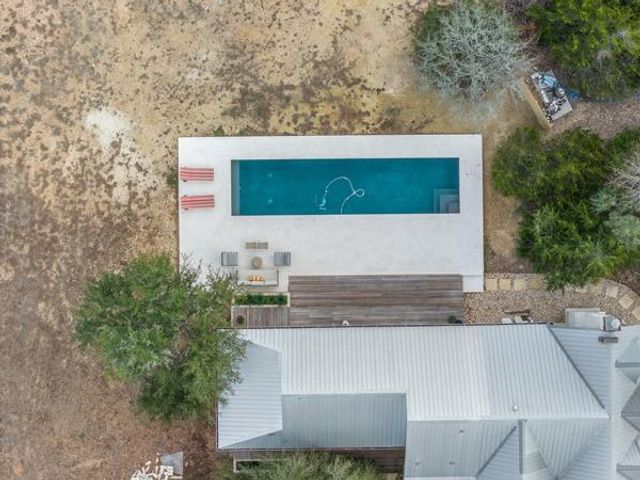 375 Fm-954, Round Top, TX 78954