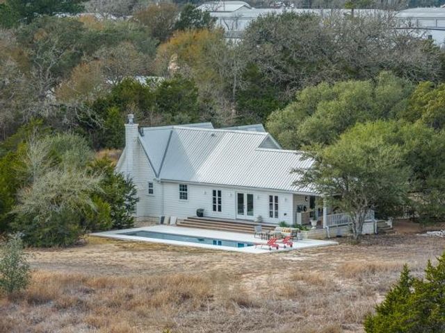 375 Fm-954, Round Top, TX 78954