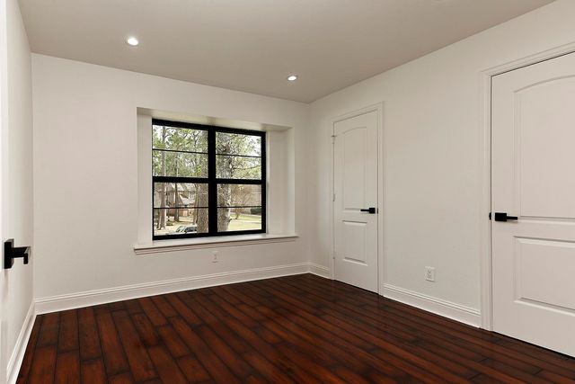 29 N Havenridge Drive, The Woodlands, TX 77381