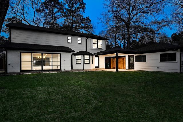 29 N Havenridge Drive, The Woodlands, TX 77381