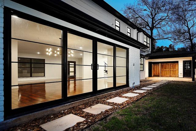 29 N Havenridge Drive, The Woodlands, TX 77381