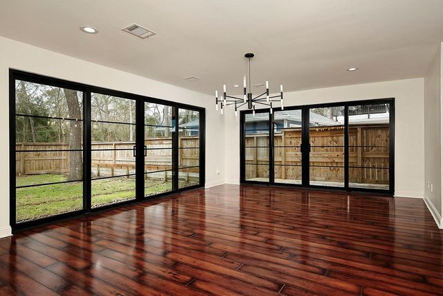 29 N Havenridge Drive, The Woodlands, TX 77381