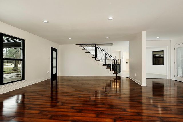 29 N Havenridge Drive, The Woodlands, TX 77381