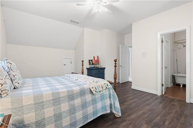 1801 Dead Lake Marina Road, Creola, AL 36525