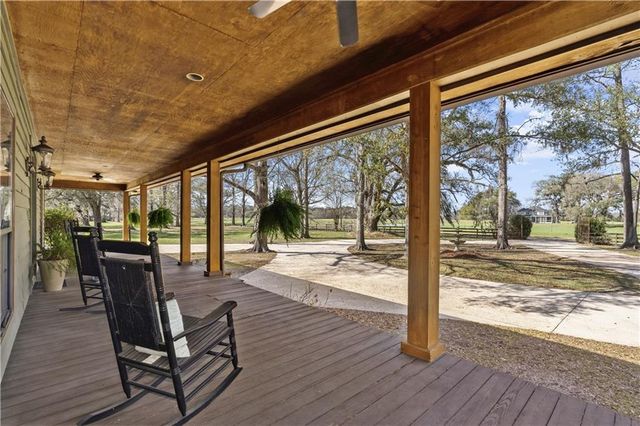 1801 Dead Lake Marina Road, Creola, AL 36525