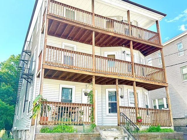 563 Willow Street, Woonsocket, RI 02895