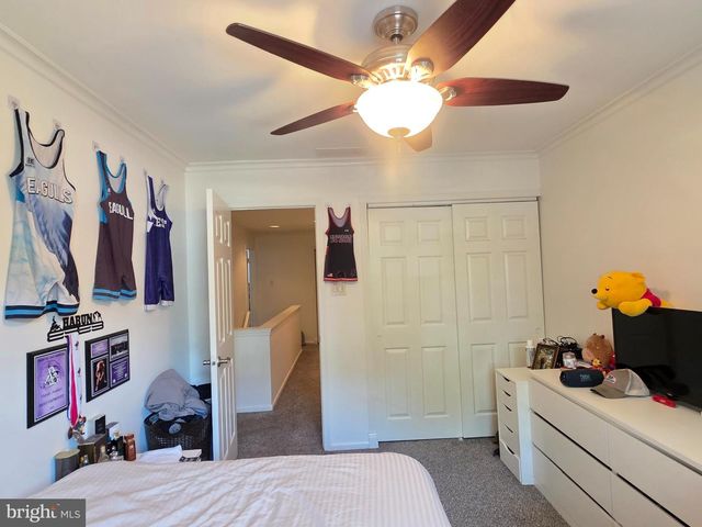 51 GREENSWARD LN, Cherry Hill, NJ 08002