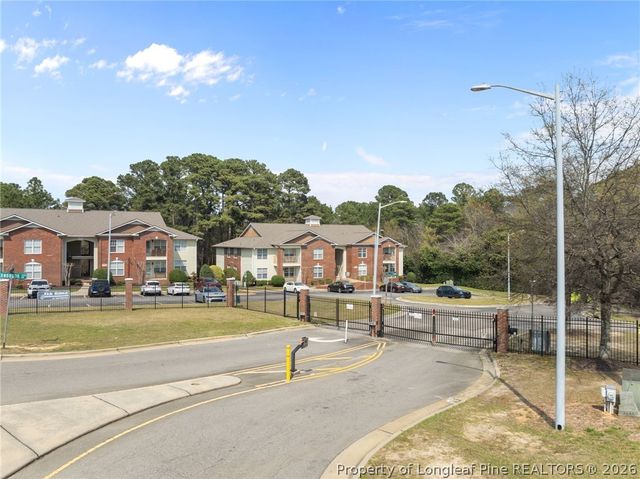 405 Meadowland Court 4, Hope Mills, NC 28348