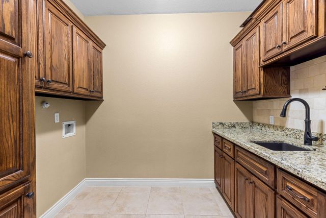 3443 Fm 2457, Livingston, TX 77351