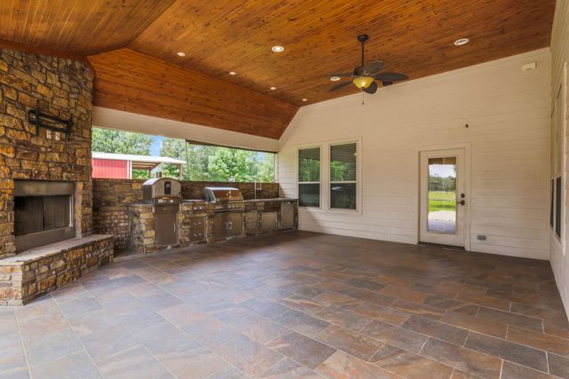 3443 Fm 2457, Livingston, TX 77351