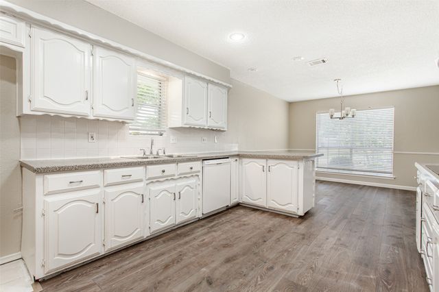 7102 Timberline Drive, Rowlett, TX 75089