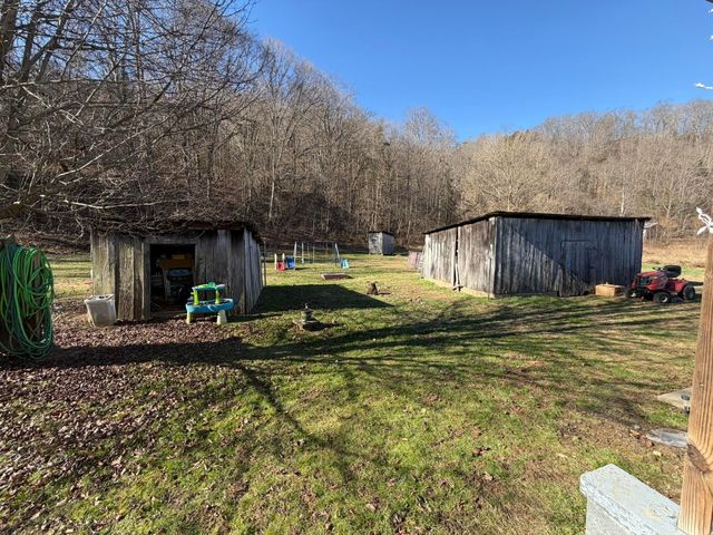 91 Quinton Callahan Road, Booneville, KY 41314