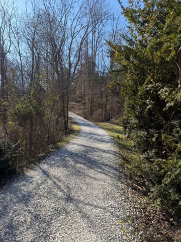 91 Quinton Callahan Road, Booneville, KY 41314