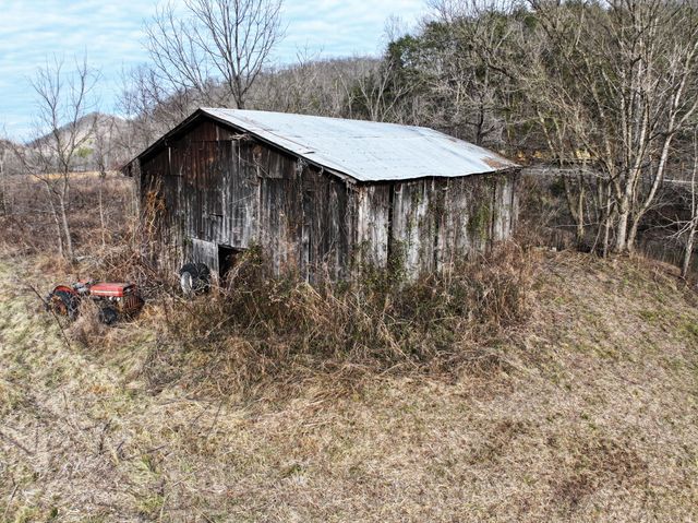 91 Quinton Callahan Road, Booneville, KY 41314