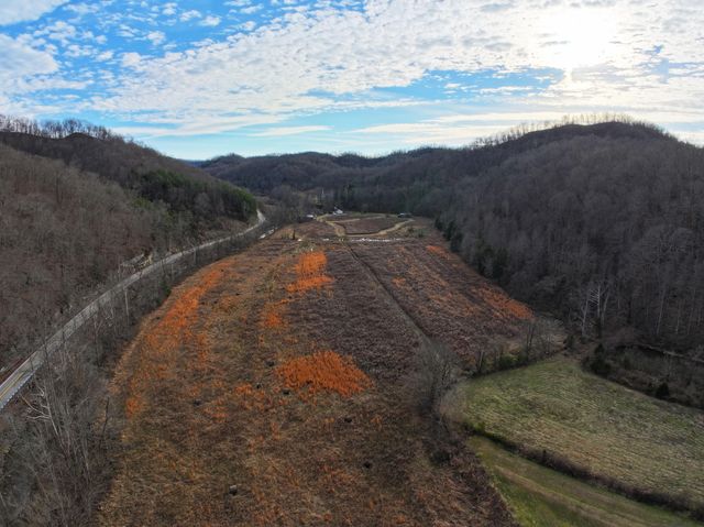 91 Quinton Callahan Road, Booneville, KY 41314