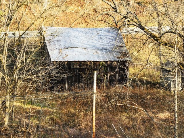 91 Quinton Callahan Road, Booneville, KY 41314