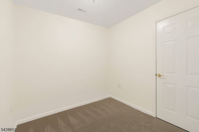 44 Chandler Ct, Hillsborough Twp., NJ 08844