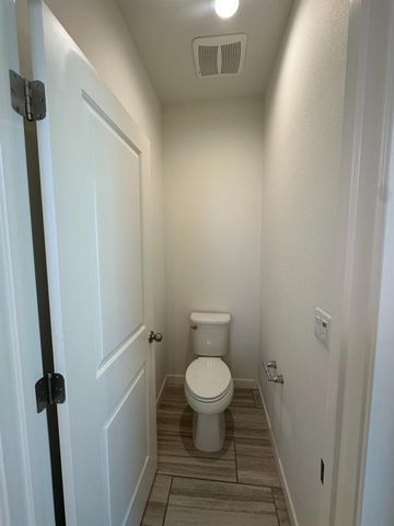 4249 Hillside Road, Madera, CA 93636