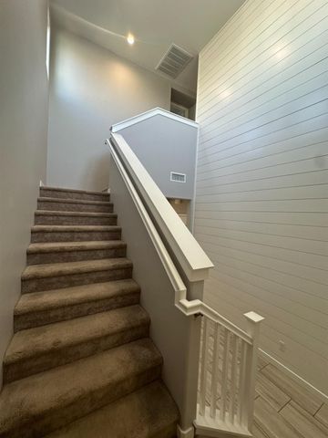 4249 Hillside Road, Madera, CA 93636