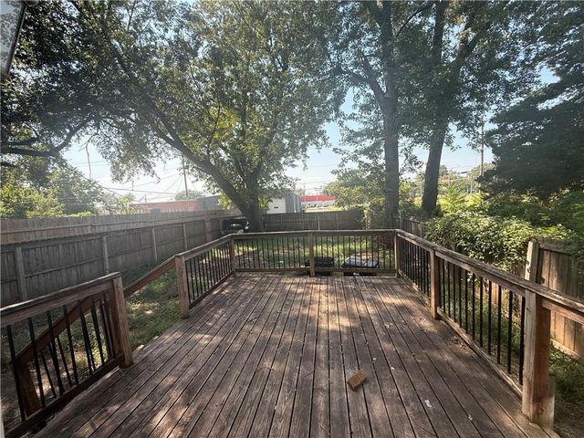 1715 Quincy Street, Topeka, KS 66612