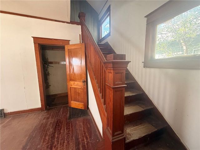1715 Quincy Street, Topeka, KS 66612