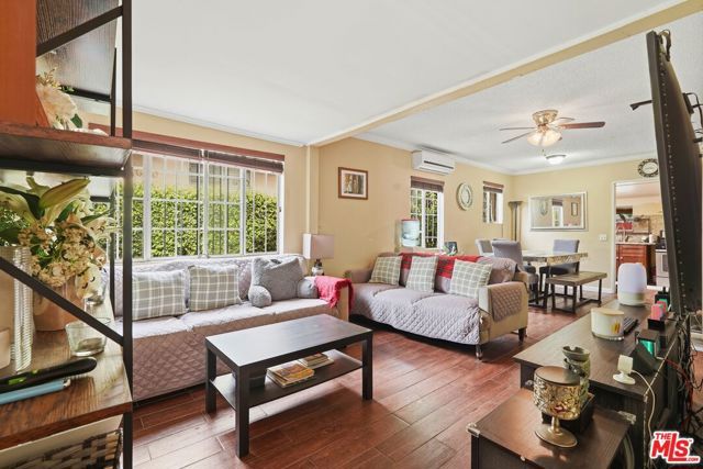 2754 Knox Avenue, Los Angeles, CA 90039