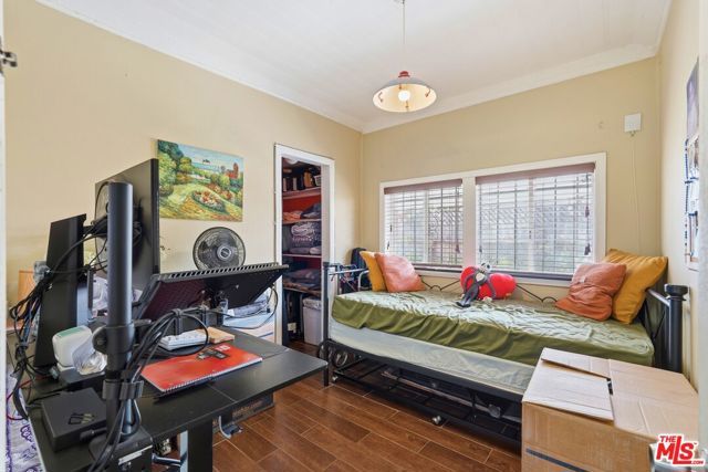 2754 Knox Avenue, Los Angeles, CA 90039