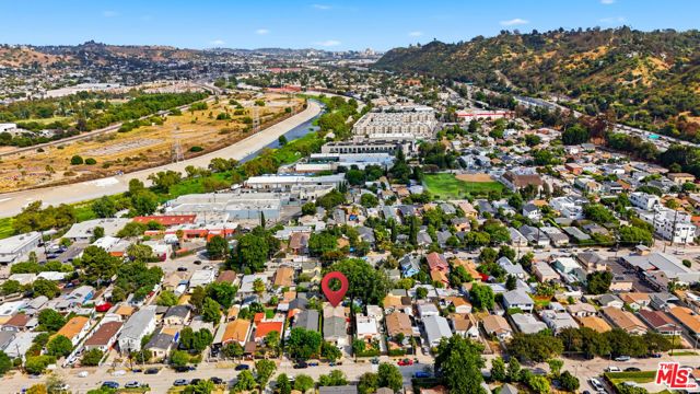 2754 Knox Avenue, Los Angeles, CA 90039