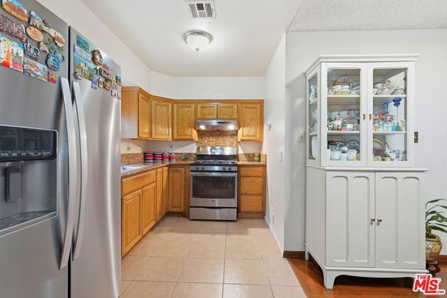 2754 Knox Avenue, Los Angeles, CA 90039