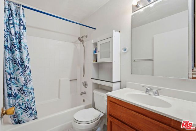 2754 Knox Avenue, Los Angeles, CA 90039