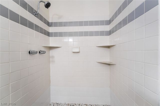 6998 Sylvan Oak Drive, Las Vegas, NV 89147