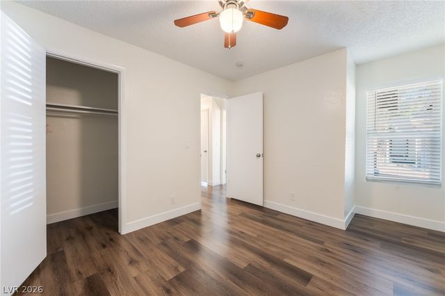 6998 Sylvan Oak Drive, Las Vegas, NV 89147