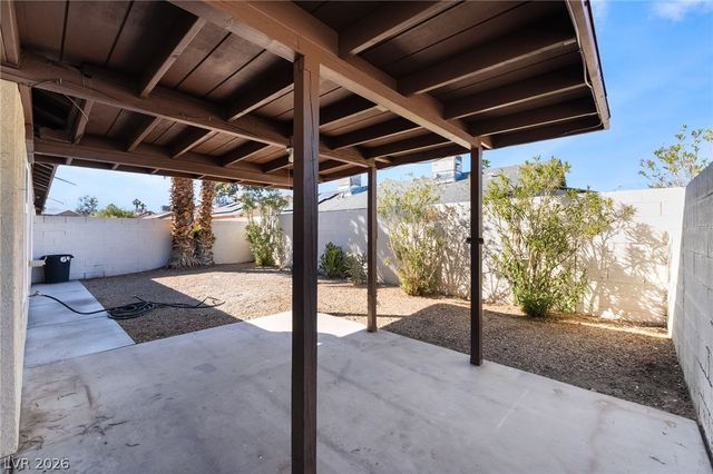 6998 Sylvan Oak Drive, Las Vegas, NV 89147