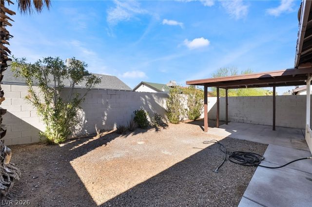 6998 Sylvan Oak Drive, Las Vegas, NV 89147