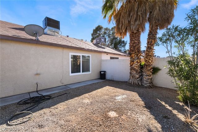 6998 Sylvan Oak Drive, Las Vegas, NV 89147