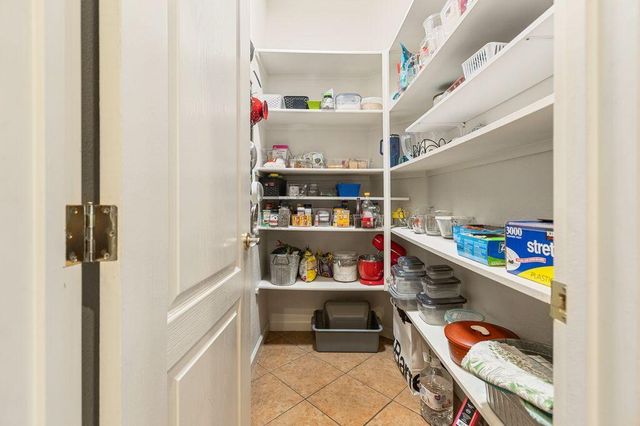 1110 Lincoln Street, Tulare, CA 93274