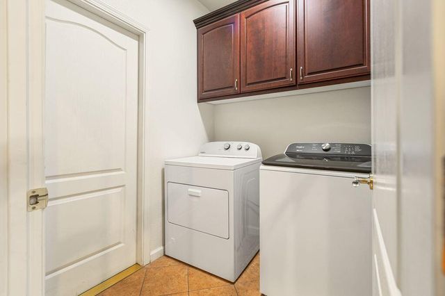 1110 Lincoln Street, Tulare, CA 93274